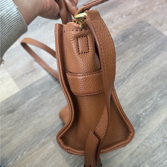 Marc Jacobs THE LEATHER SMALL TOTE BAG - Picture 11 of 16